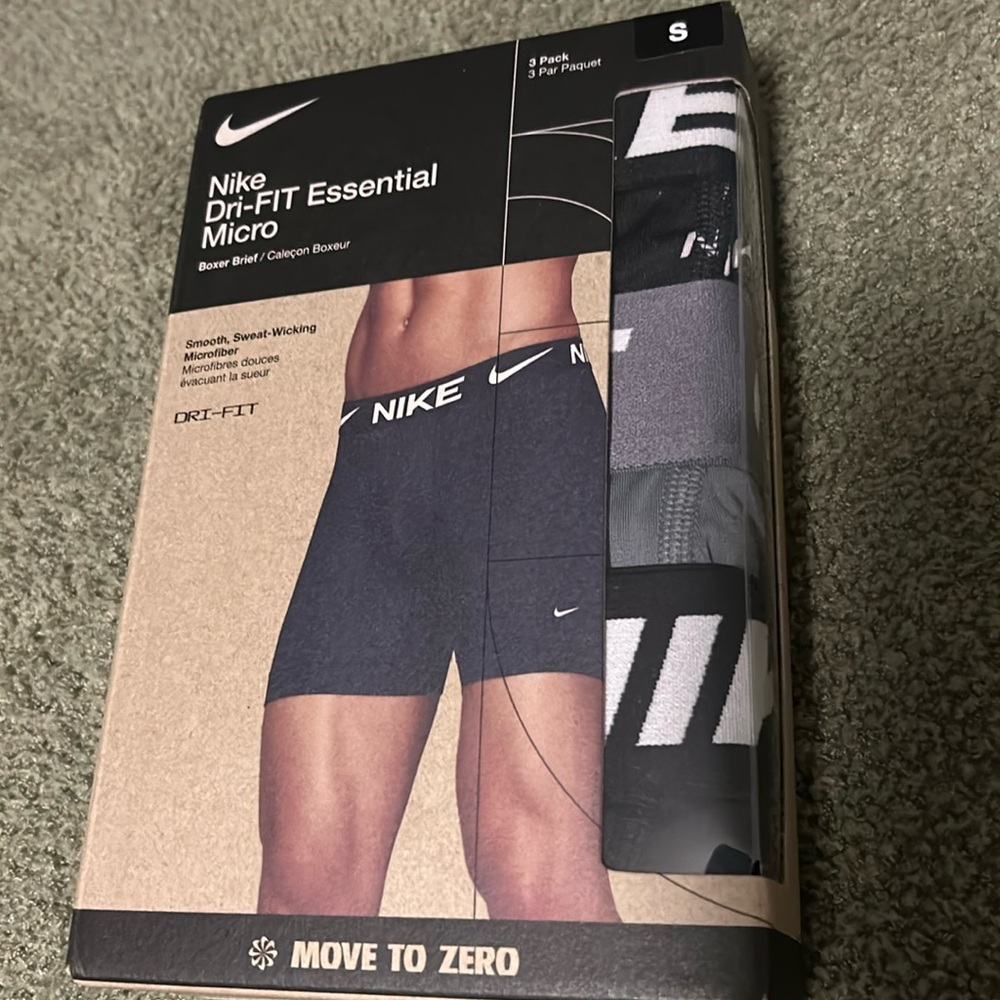 Nike Men’s Dri-Fit Essential Micro Boxer Briefs